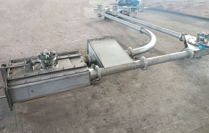 管鏈輸送機
